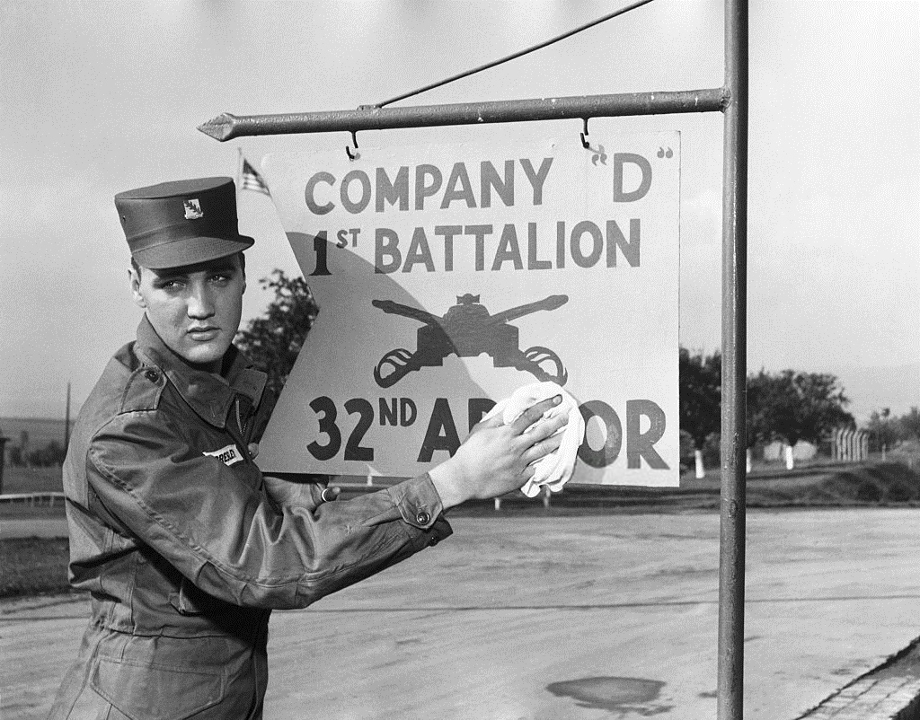 Elvis Presley with the Army in Germany (Photo)